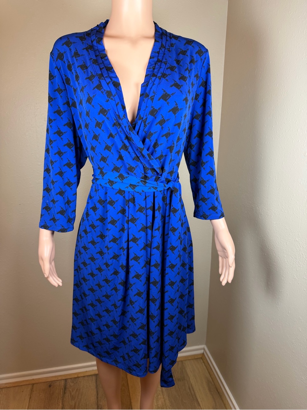 Liz Claiborne XL Blue/Black Geometric Knit Wrap Dress V-Neck 3/4 Sleeve Stretch
